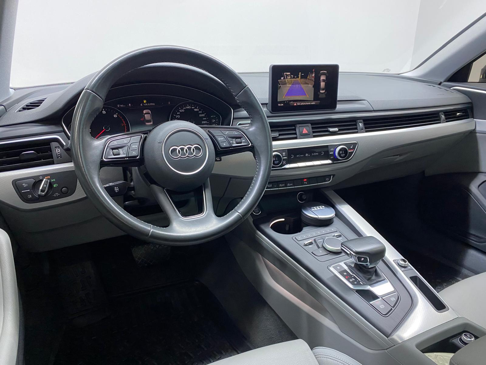 AUDI A4 18